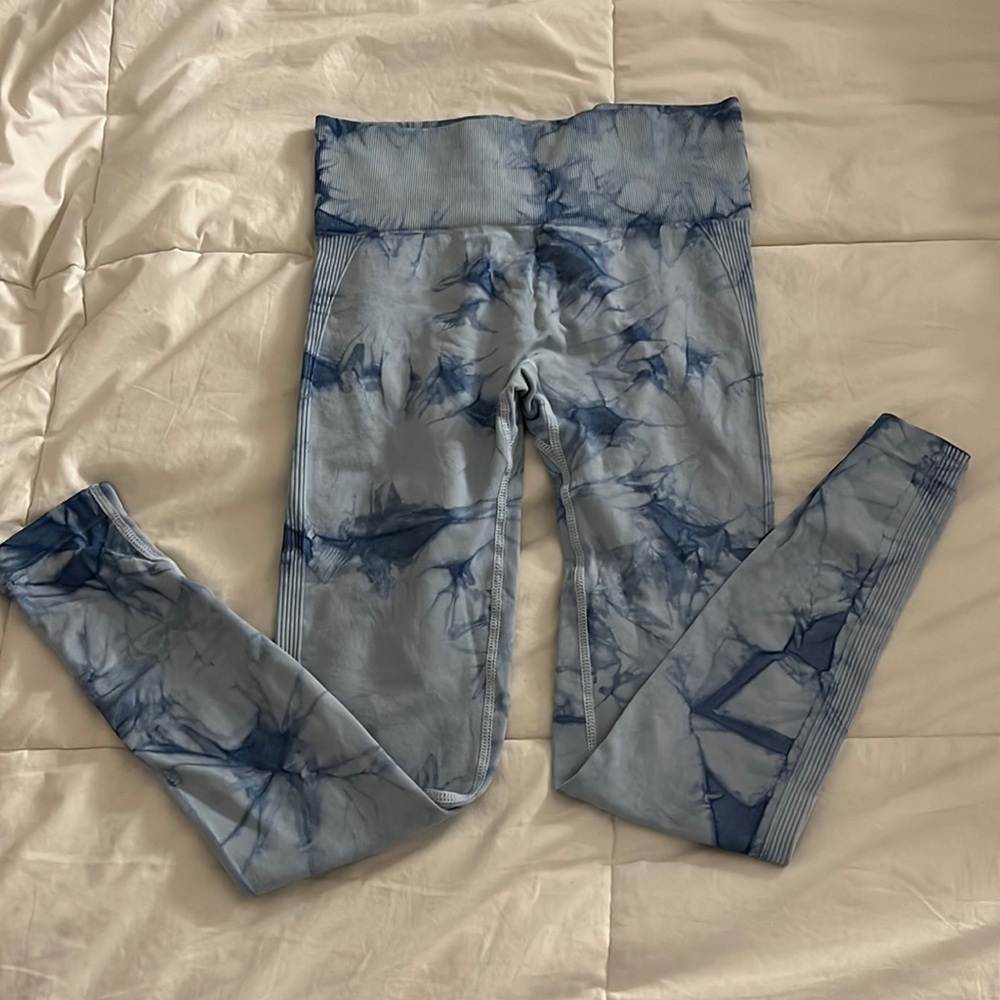tie dye leggings